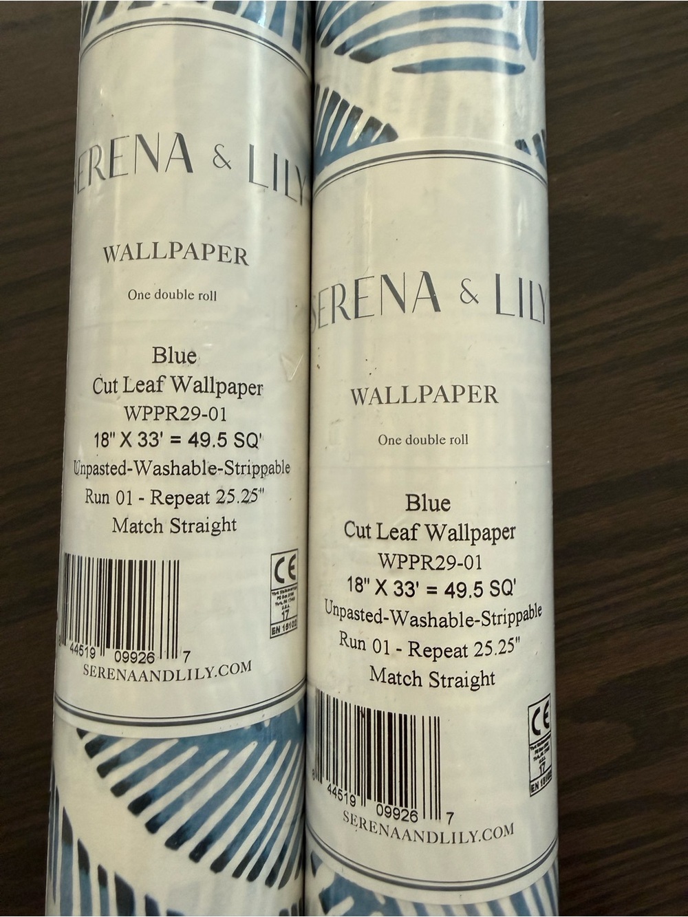 Serena & Lily Blue Cut Leaf Wallpaper Roll - Coastal Botanical Print 2 Rolls